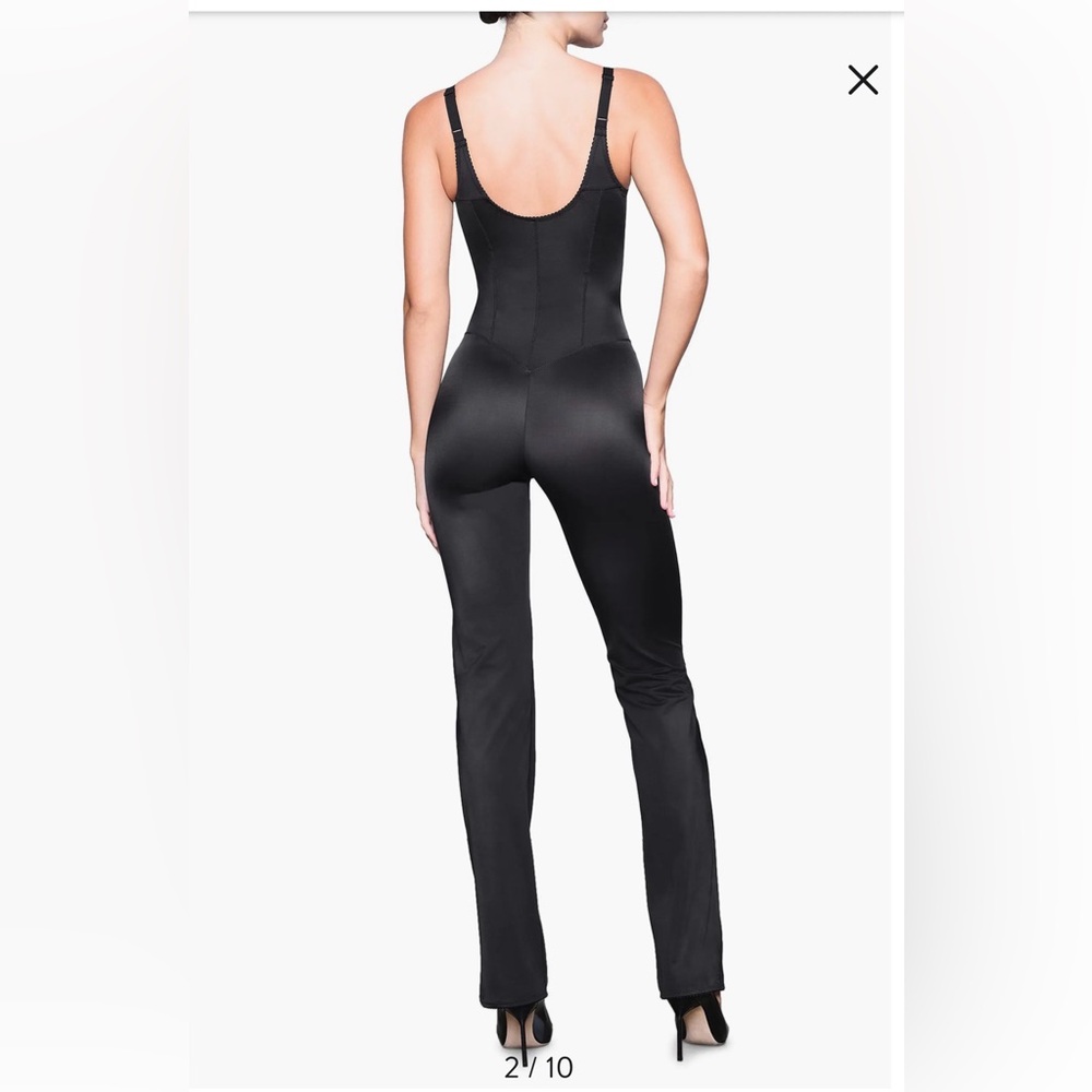 NWT SKIMS Glam Catsuit onyx black small - Picture 2 of 16